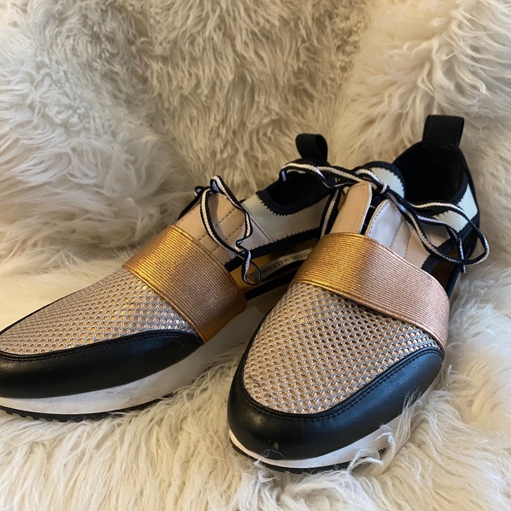 Steve Madden Sneakers